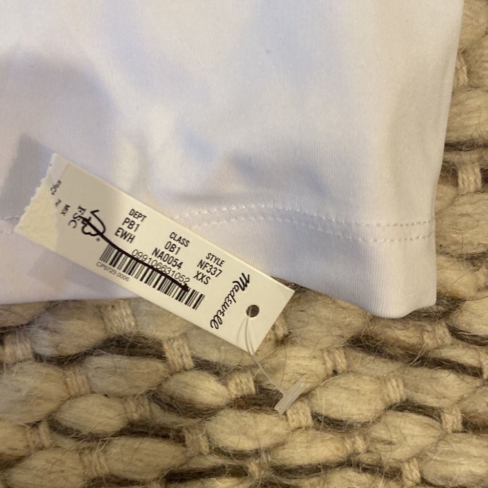 Madewell MWL Flex Cutout-Back Tank* - Picture 7 of 9